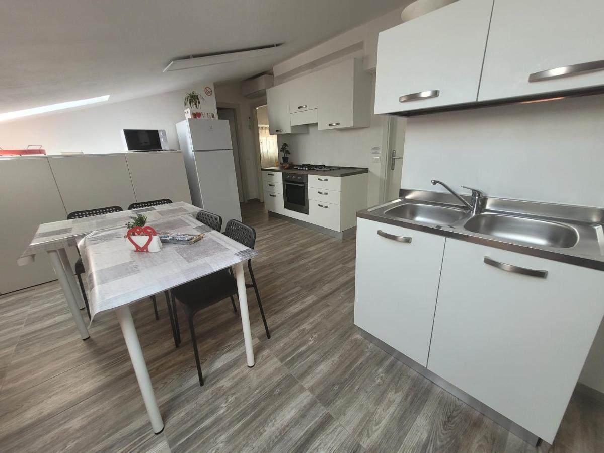 Villa Sonia Apartment & Rooms Lignano Sabbiadoro Zewnętrze zdjęcie
