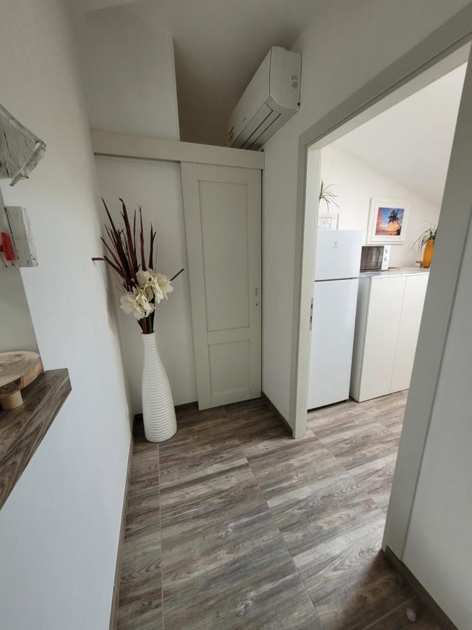 Villa Sonia Apartment & Rooms Lignano Sabbiadoro Zewnętrze zdjęcie